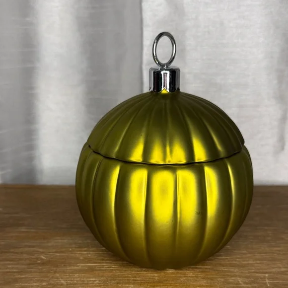 Ceramic Metallic Green Gold 6” Ornament Candle Display with Lid - Picture 1 of 7